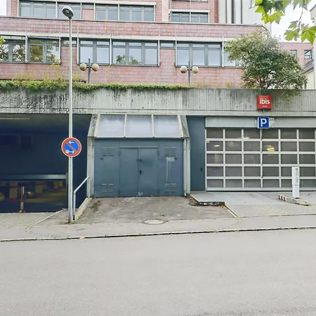 The Big Muenster Fuer Bis Zu 12, Whirlpool, Sauna, Zentral, Tischfussball, Balkon, Gasgrill Apartament Ulm